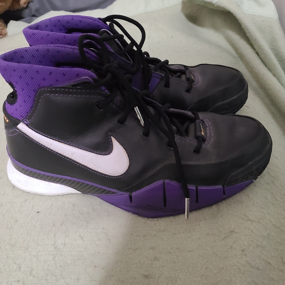 KOBE 1 Black/Purple
